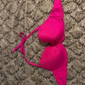 Victoria’s Secret 34DDD swim top